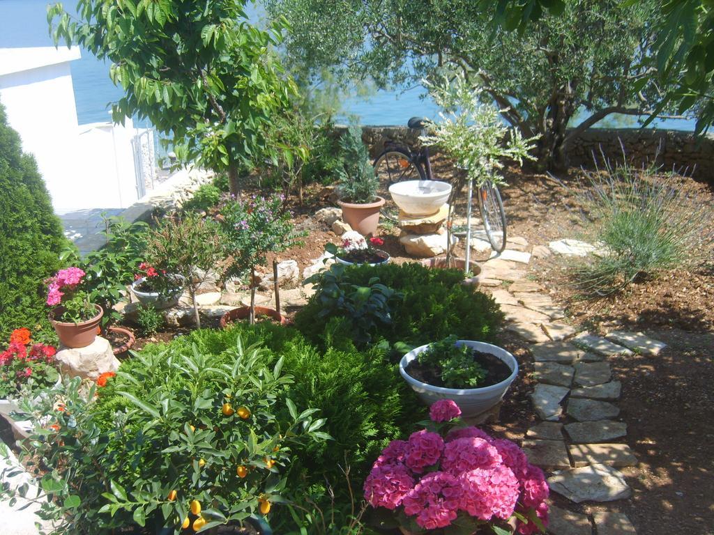 Apartments Iva Alla Trogir Zimmer foto